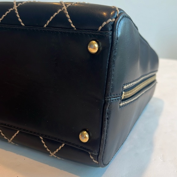 Chanel Black Leather Cream Wild Stitch Handbag - Picture 15 of 17